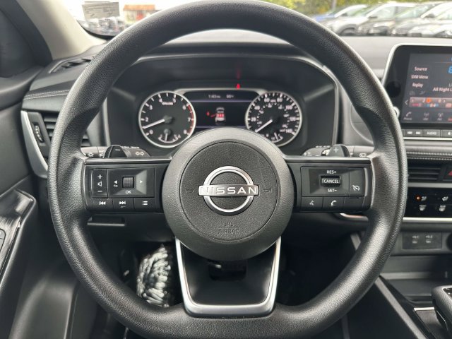 Used 2024 Nissan Rogue S AWD/4WD image 21