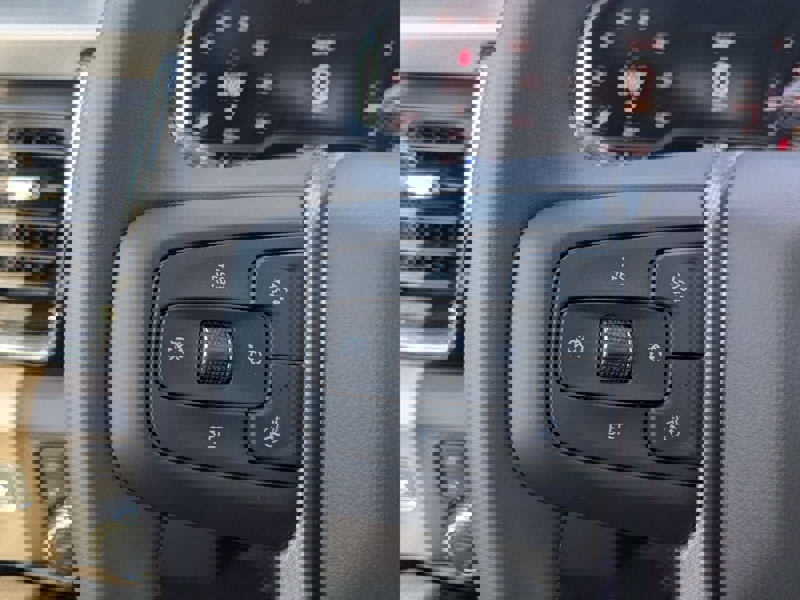 New 2025 GMC Sierra 2500 Denali w/ Denali Reserve Package image 13