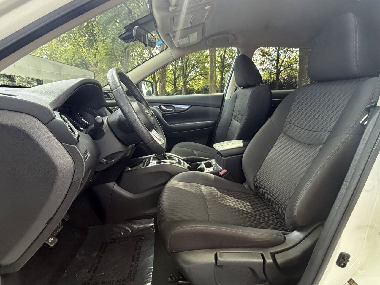 Used 2020 Nissan Rogue S w/ Special Edition Package FWD image 11