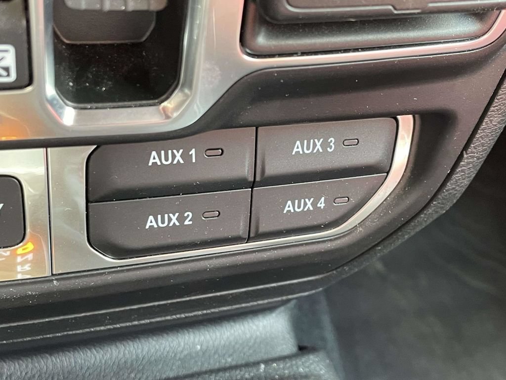Certified 2023 Jeep Wrangler Unlimited Rubicon 4xe AWD/4WD image 37