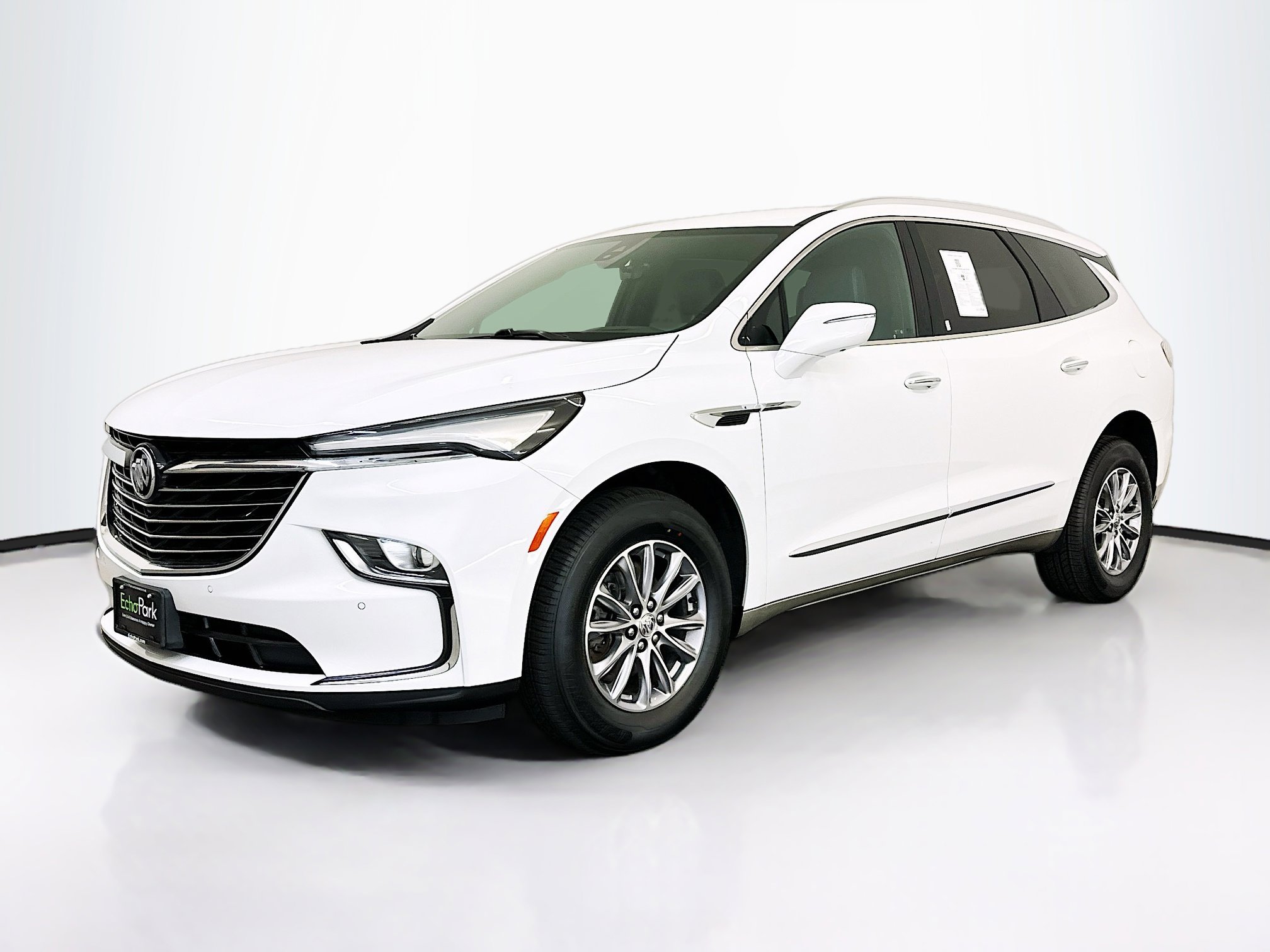 Used 2024 Buick Enclave Premium image 3