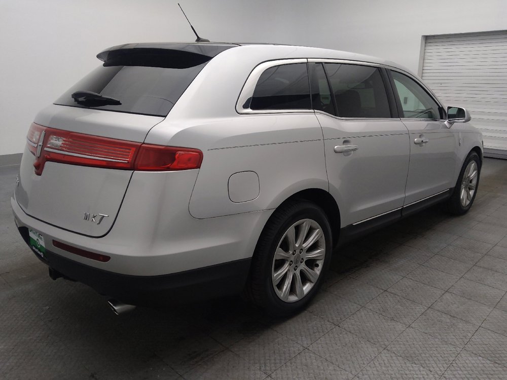 Used 2018 Lincoln MKT AWD w/ Technology Package image 9