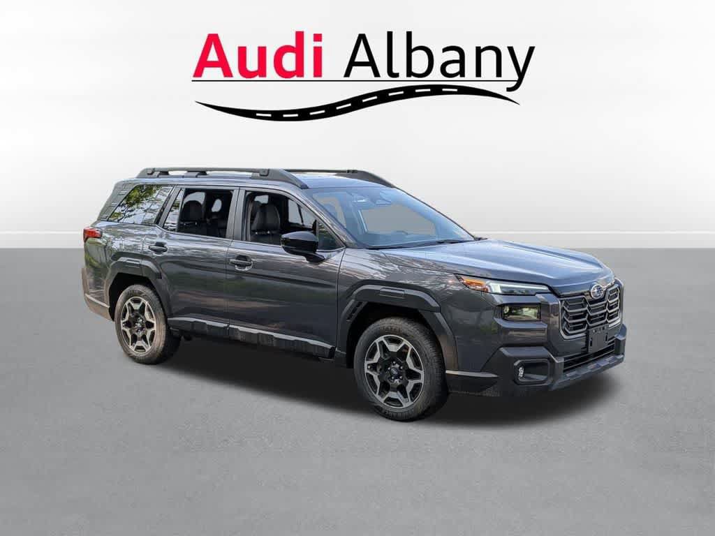 Used 2026 Subaru Outback Touring AWD/4WD image 3