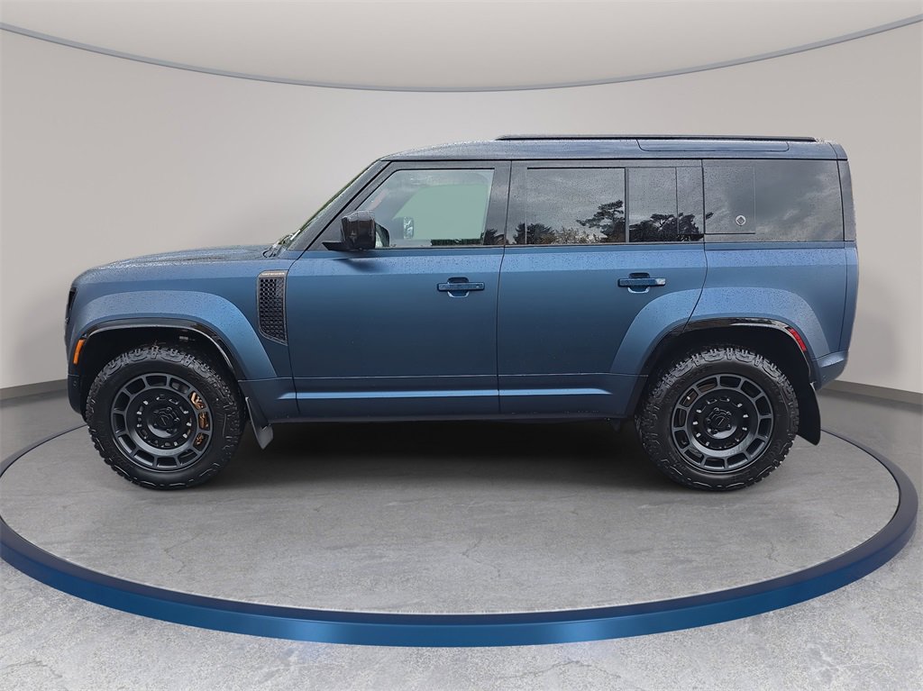 New 2026 Land Rover Defender 110 OCTA image 8