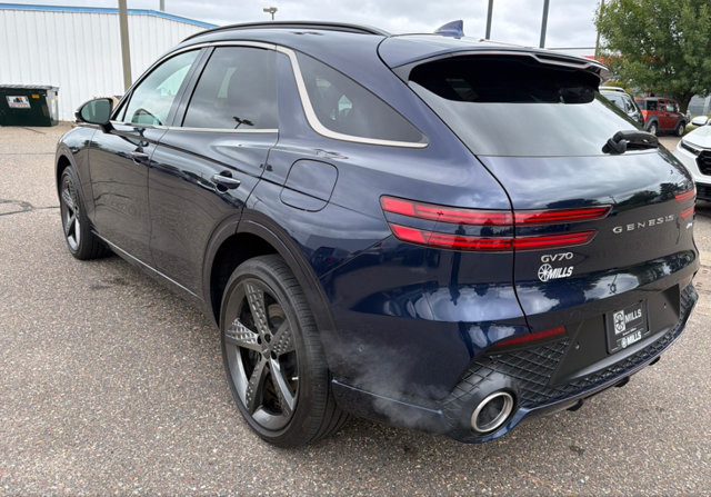 Used 2024 Genesis GV70 3.5T Sport w/ Sport Advanced Package AWD/4WD image 4