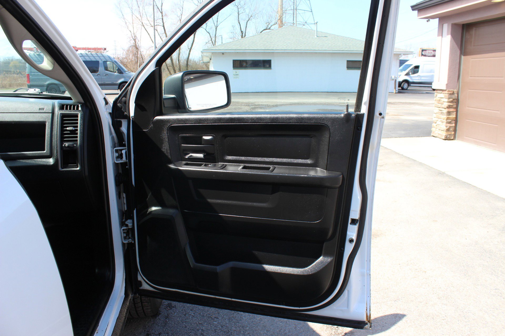 Used 2013 RAM 1500 ST w/ SXT Appearance Group image 31