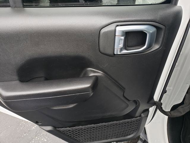 Used 2021 Jeep Gladiator Rubicon image 13