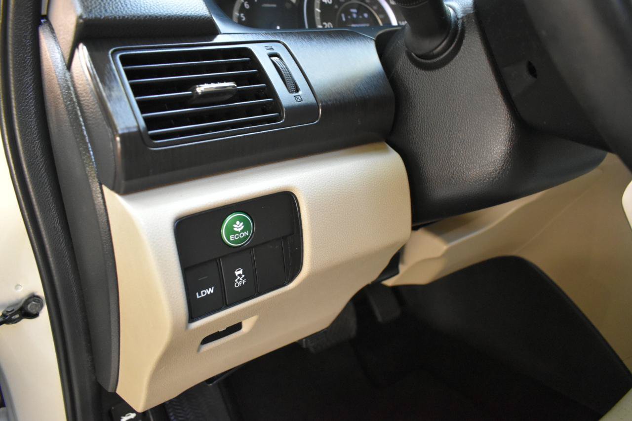 Used 2015 Honda Accord EX-L image 42