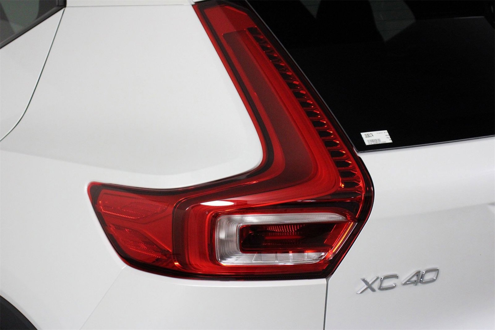 New 2026 Volvo XC40 B5 Ultra w/ Climate Package image 15