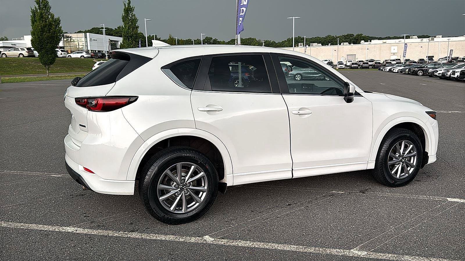 Used 2024 MAZDA CX-5 AWD 2.5 S w/ Select Package image 5