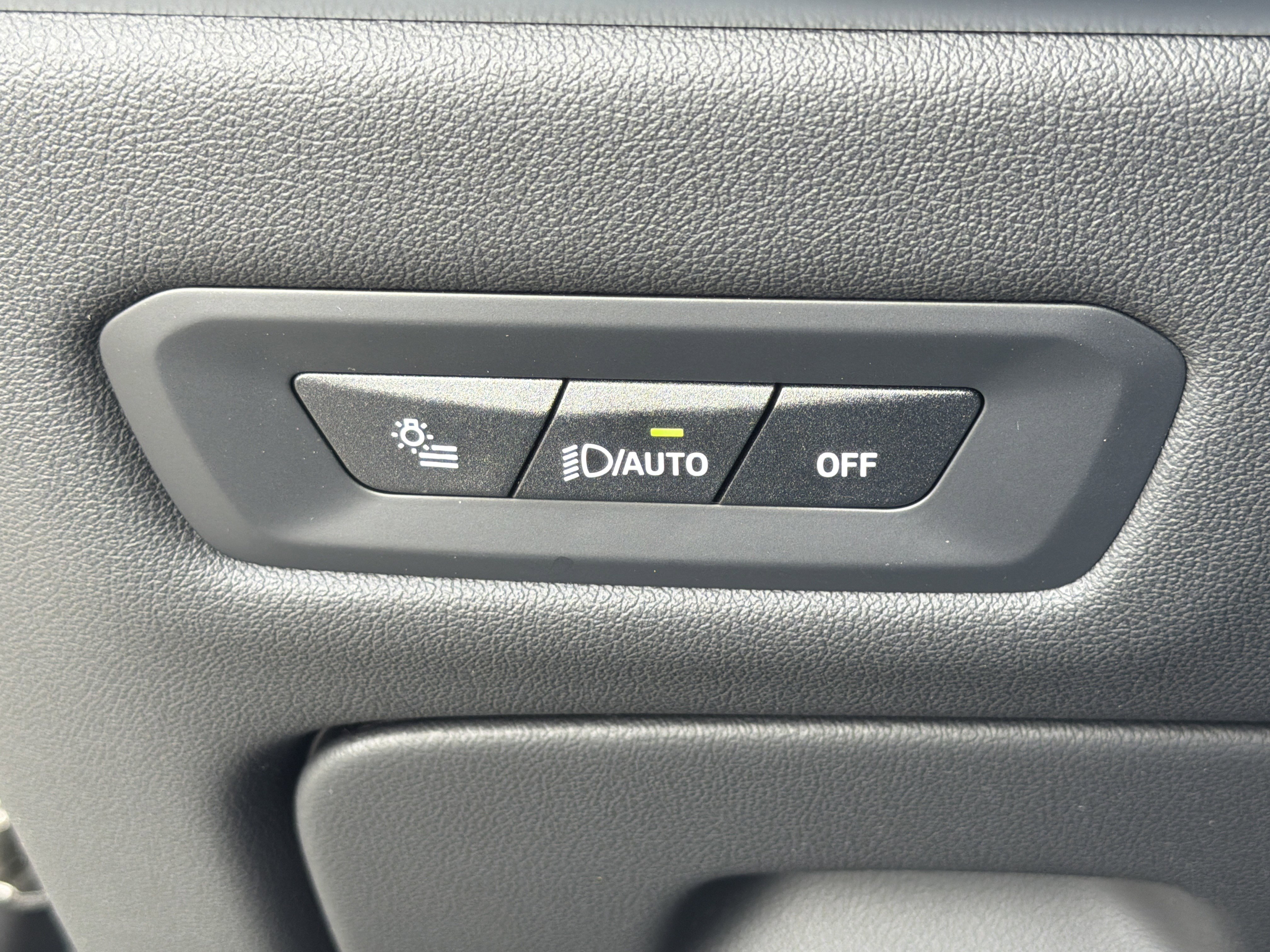 New 2026 BMW X5 sDrive40i w/ M Sport Package image 13