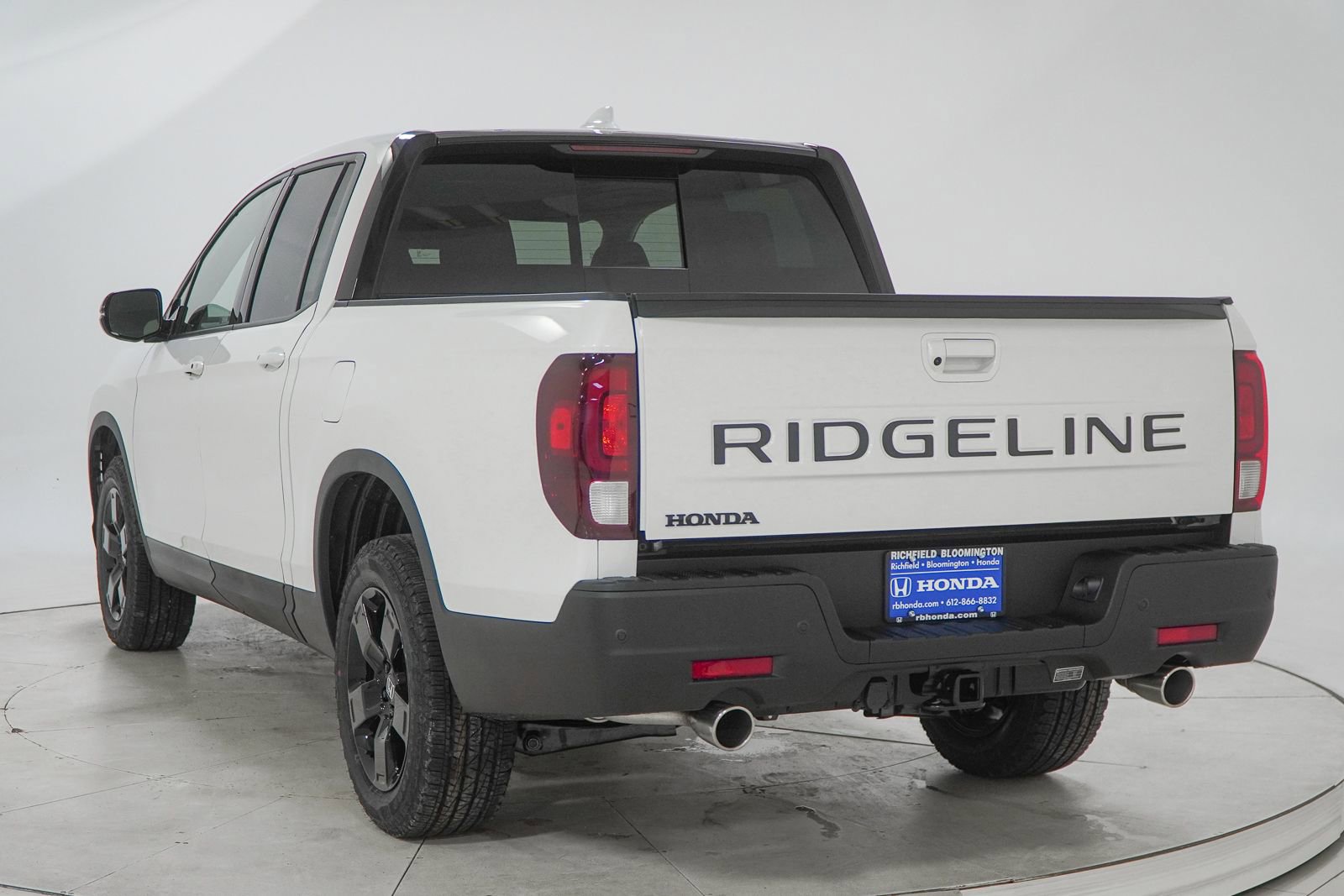 New 2026 Honda Ridgeline Black Edition image 7