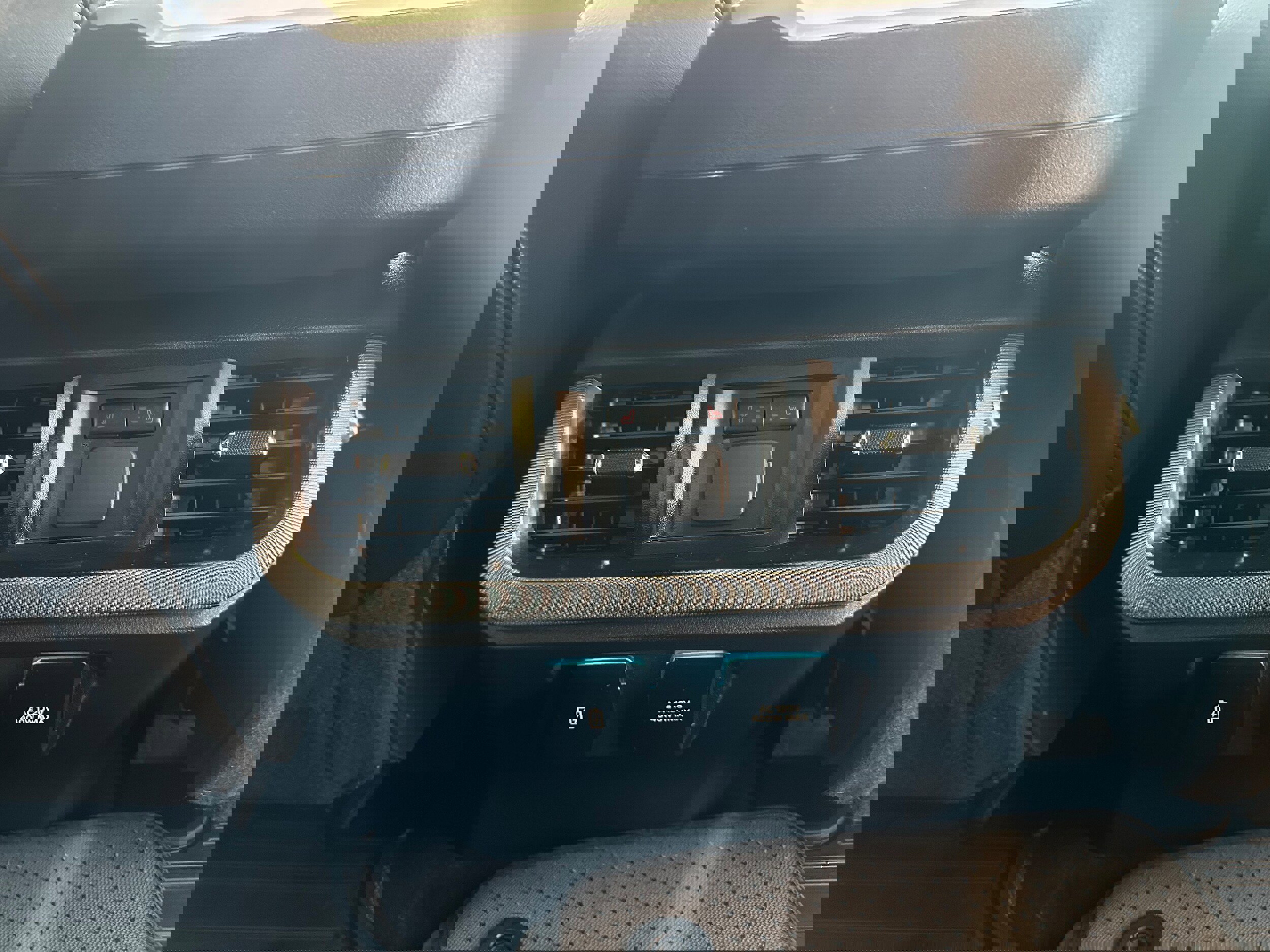 Used 2023 Ford F150 Platinum w/ Equipment Group 701A High image 15