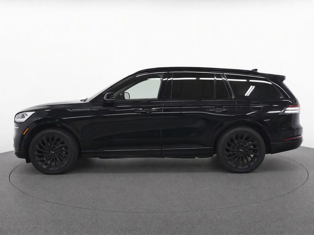 Used 2021 Lincoln Aviator Reserve w/ Equipment Group 210A AWD/4WD image 8