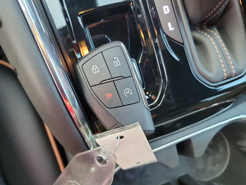 Used 2024 GMC Canyon AT4 w/ AT4 Premium Package image 34