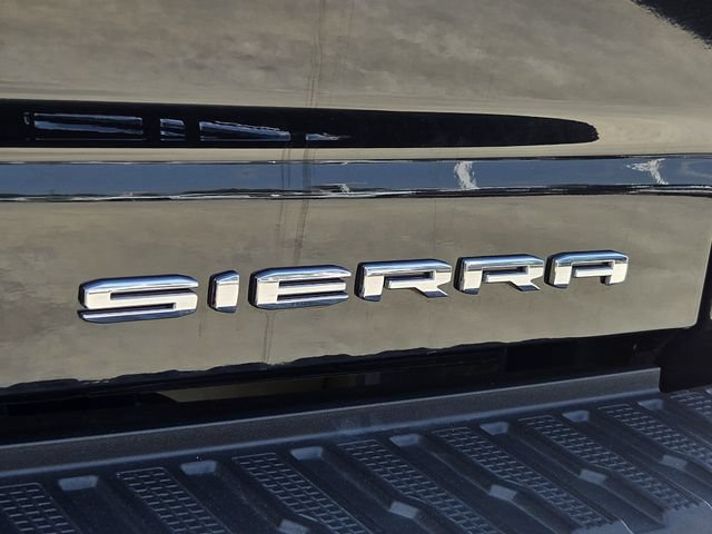 Used 2022 GMC Sierra 2500 Denali AWD/4WD image 9