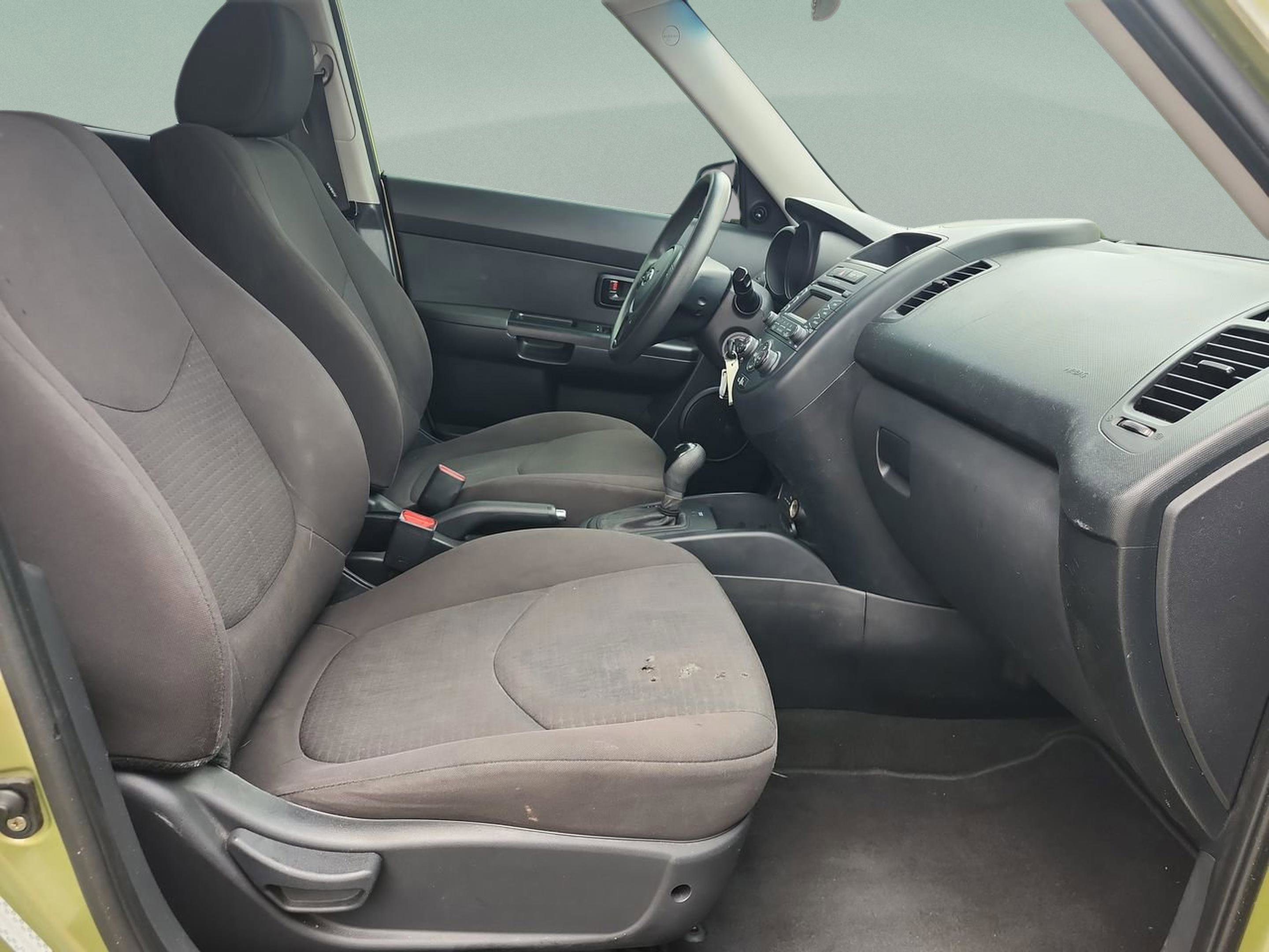 Used 2013 Kia Soul image 18