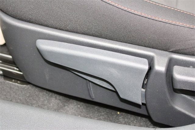 New 2025 Nissan Sentra SR image 13