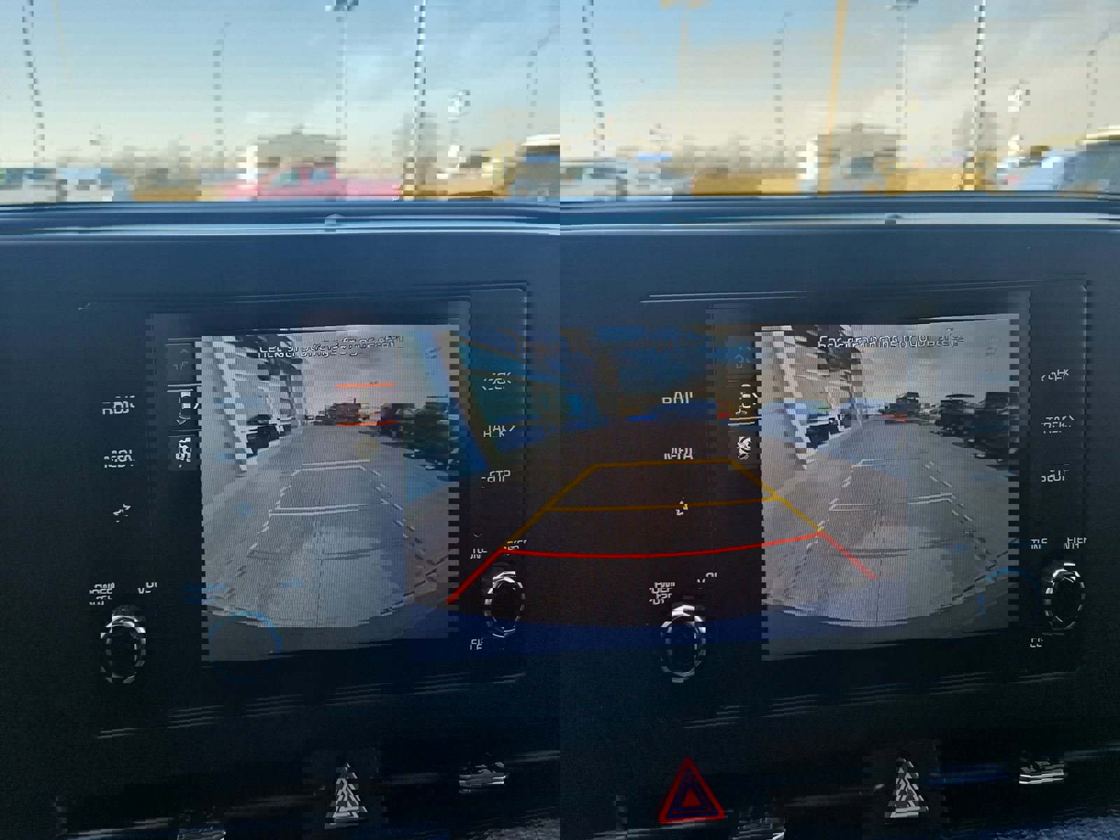 Used 2023 Kia Sportage LX image 10