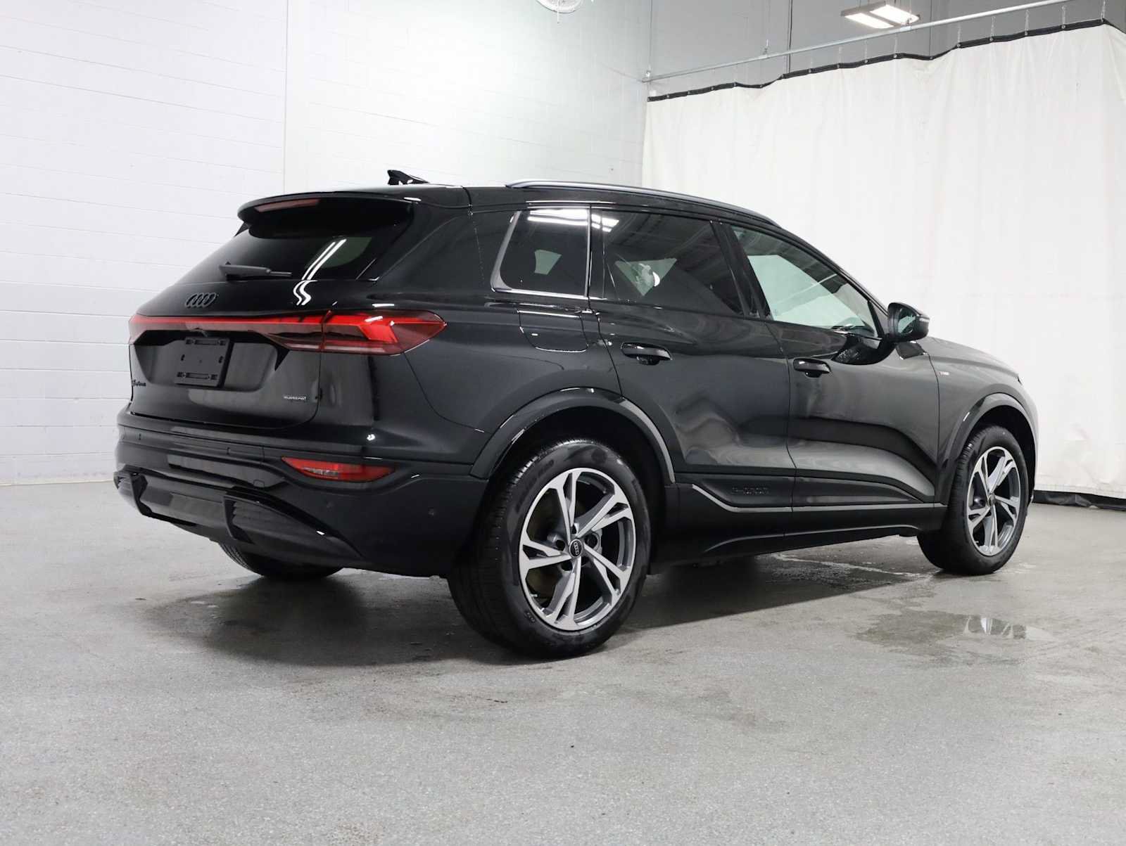New 2027 Audi Q6 e-tron Premium Plus AWD/4WD image 9