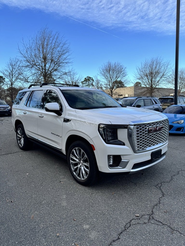 Used 2021 GMC Yukon Denali w/ Denali Premium Package image 1