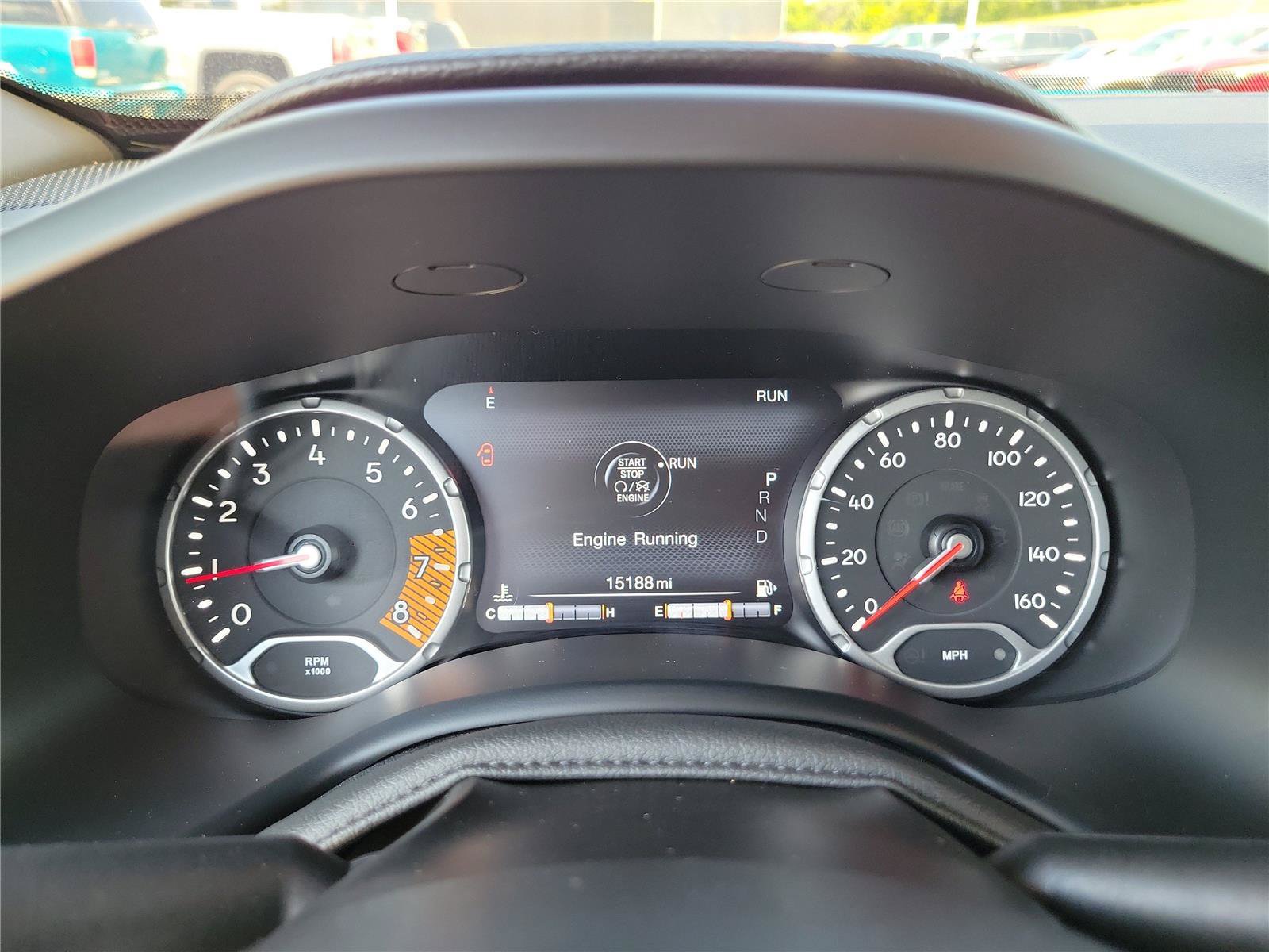 Used 2022 Jeep Renegade Latitude w/ Convenience Group AWD/4WD image 25