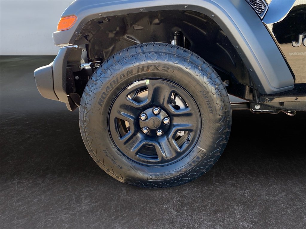 Used 2025 Jeep Wrangler Sport image 14