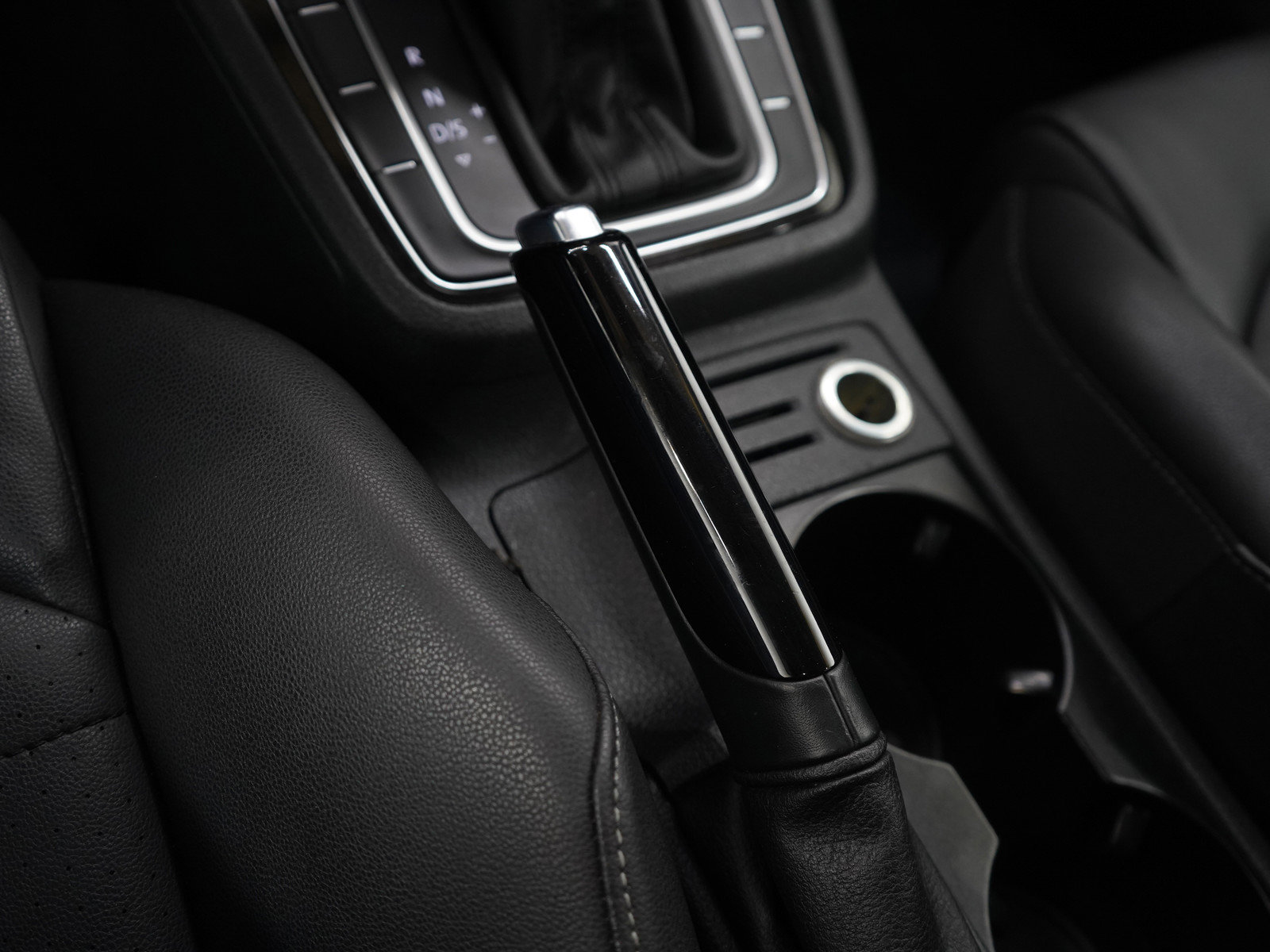 Used 2015 Volkswagen Golf TDI SEL w/ Lighting Package (SEL) image 25