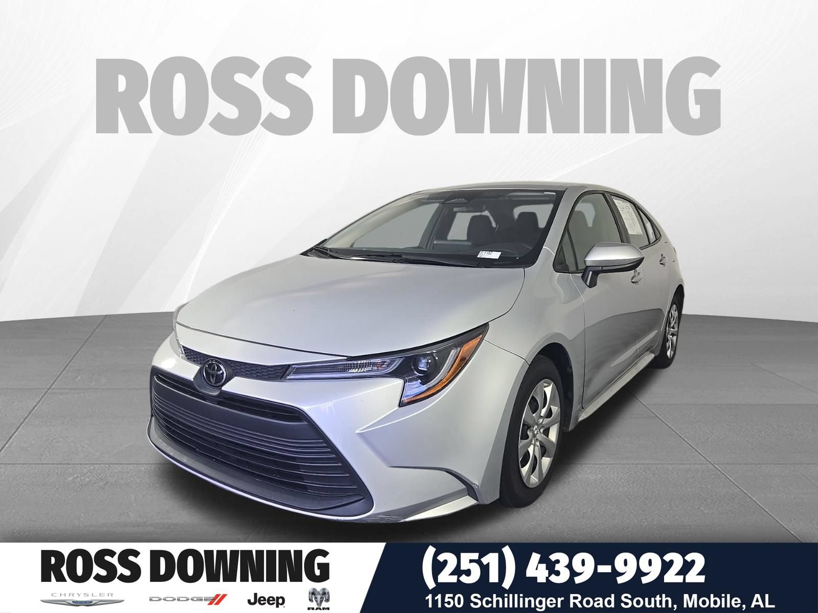 Used 2024 Toyota Corolla LE FWD image 1