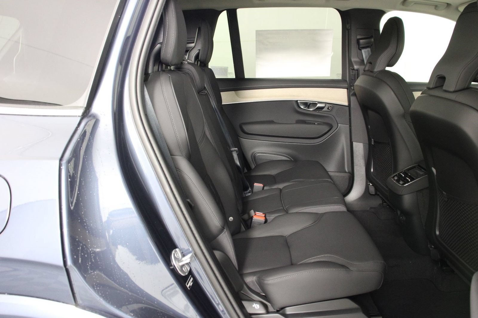 New 2026 Volvo XC90 B6 Plus AWD/4WD image 11