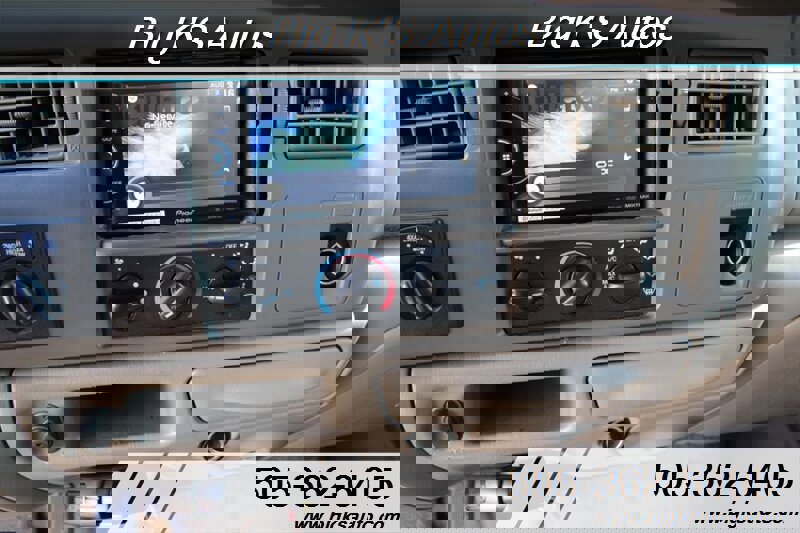 Used 2003 Ford F250 XLT image 10