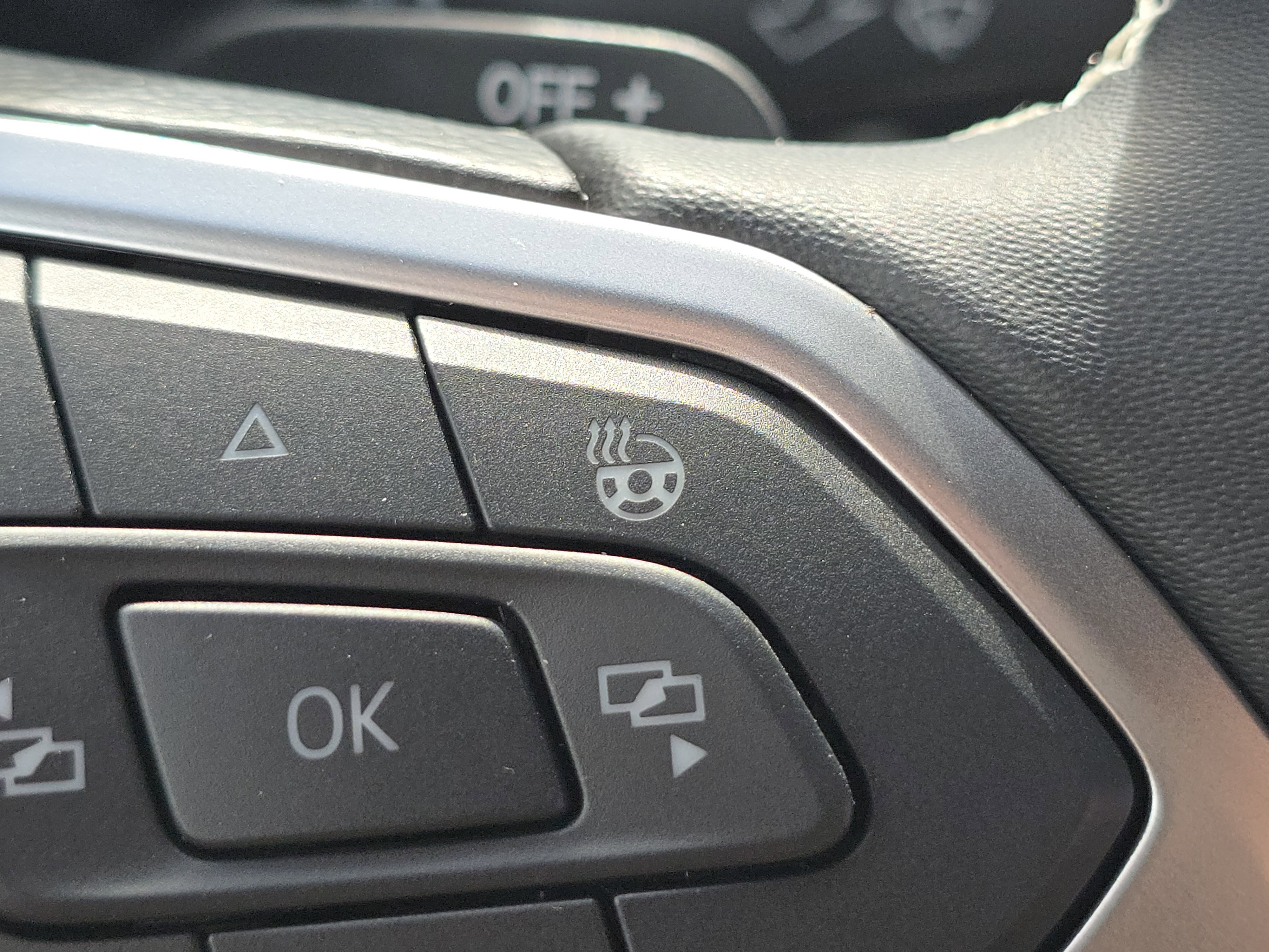 New 2026 Volkswagen Atlas Cross Sport SE image 23