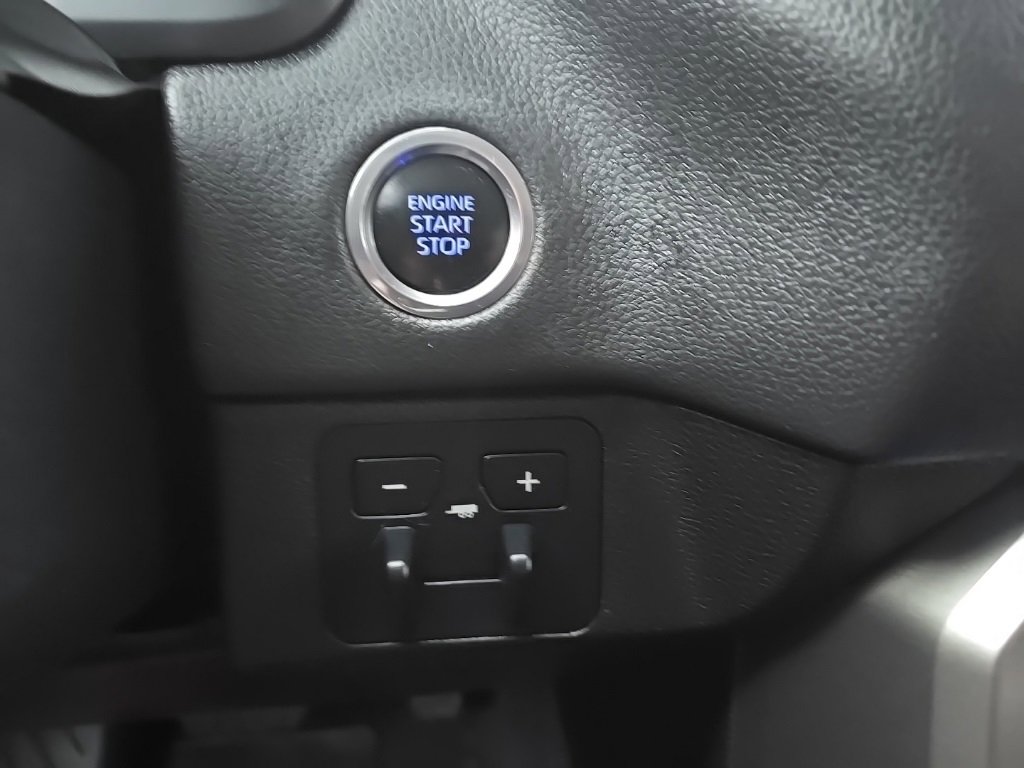 Used 2024 Toyota Tundra Limited image 24