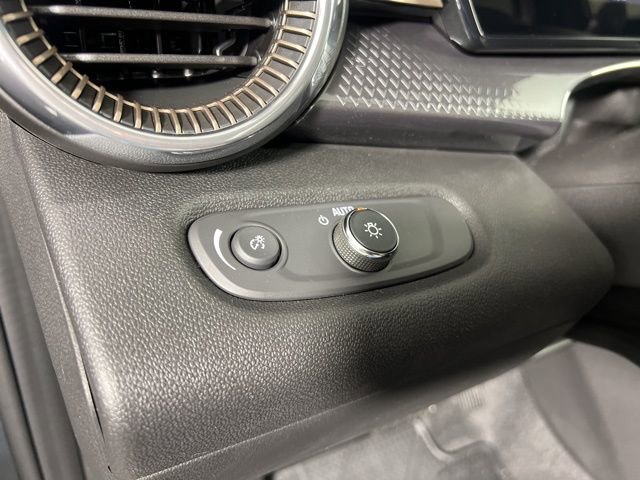 New 2026 Chevrolet Trax ACTIV w/ Driver Confidence Package image 18