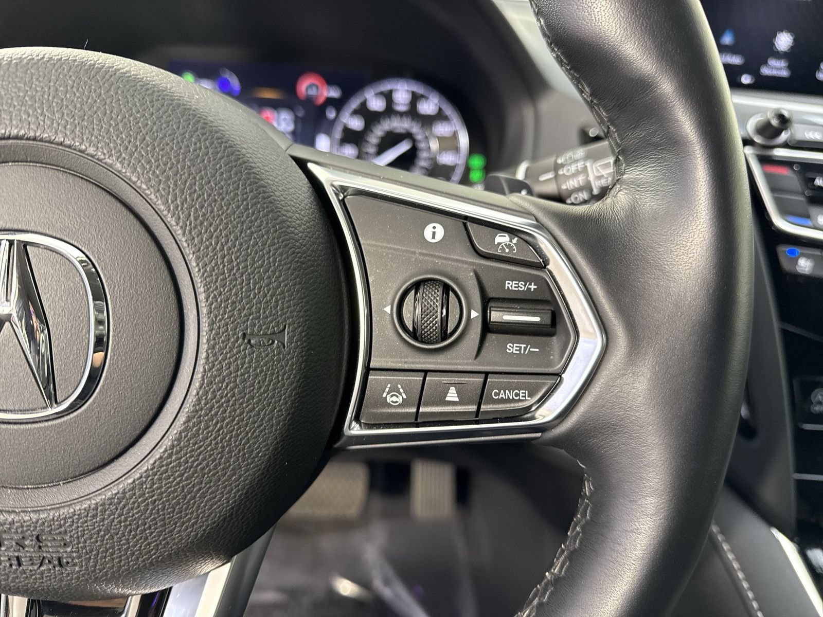Certified 2024 Acura RDX SH-AWD w/ Advance Package image 13