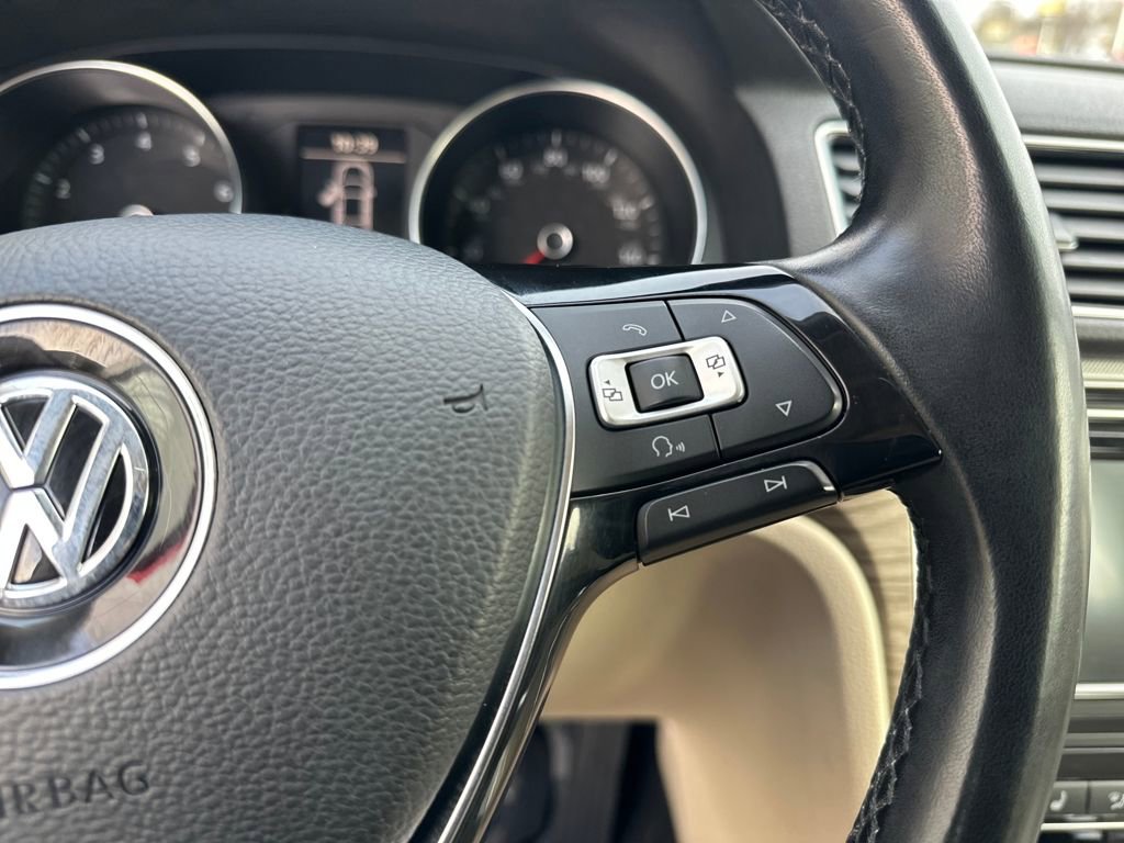 Used 2018 Volkswagen Passat 2.0T SE w/ SE Lighting Package image 20