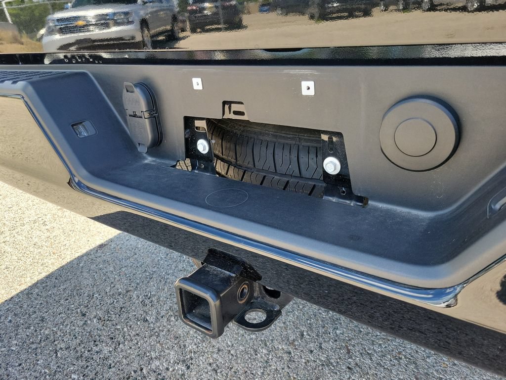 Used 2025 Chevrolet Silverado 1500 Custom AWD/4WD image 11