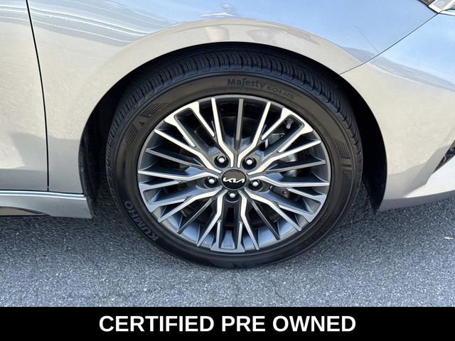 Used 2024 Kia Forte GT-Line w/ GT-Line Premium Package FWD image 7