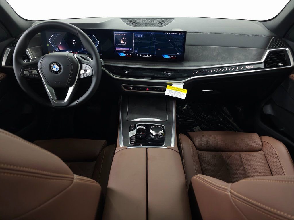 Used 2026 BMW X5 xDrive40i w/ Parking Assistance Package AWD/4WD image 9