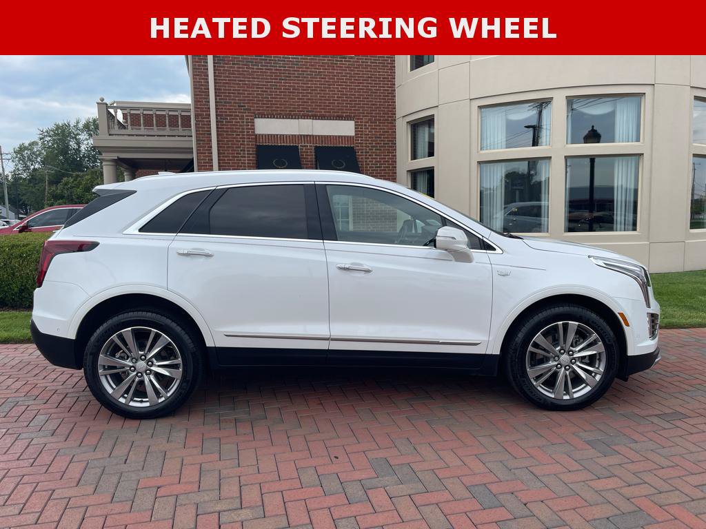 Used 2024 Cadillac XT5 Premium Luxury w/ Technology Package AWD/4WD image 7