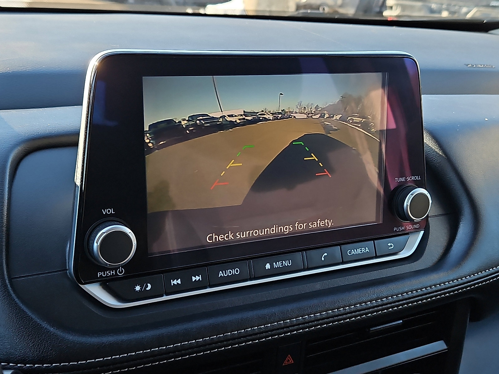 Used 2024 Nissan Rogue S image 17
