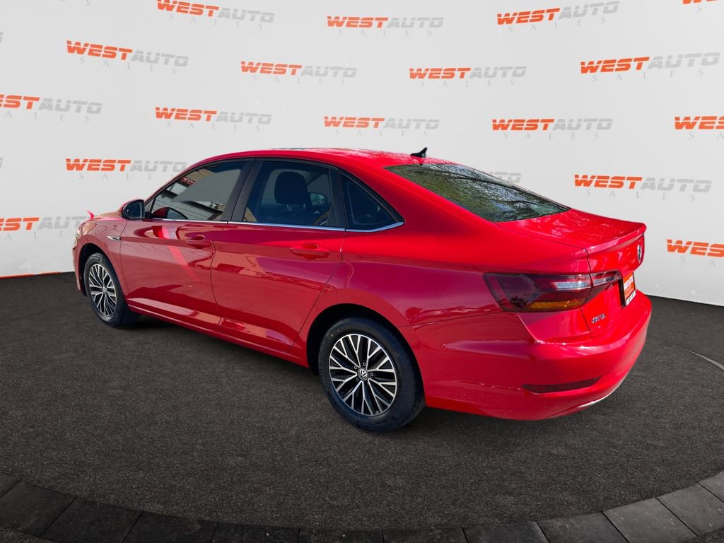 Used 2019 Volkswagen Jetta SEL image 3