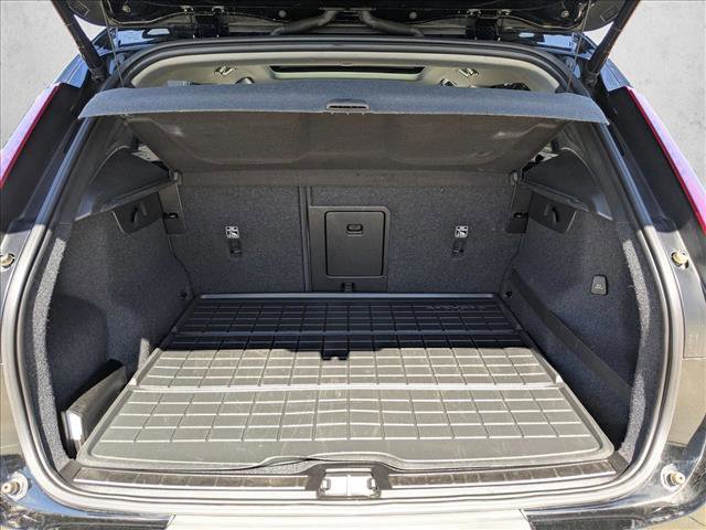 Used 2021 Volvo XC40 T5 Inscription w/ Advanced Package image 20