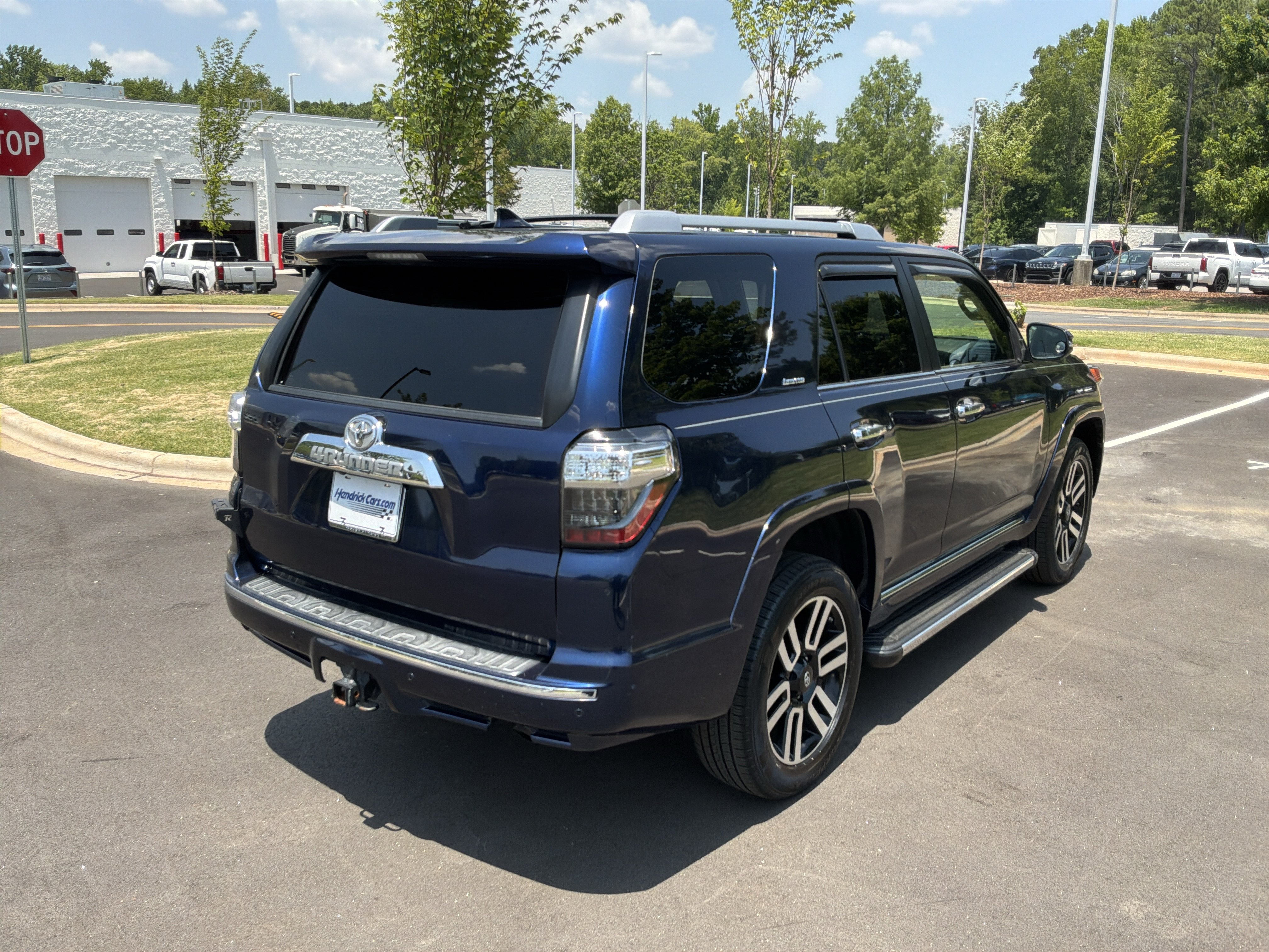 Used 2020 Toyota 4Runner Limited AWD/4WD image 10