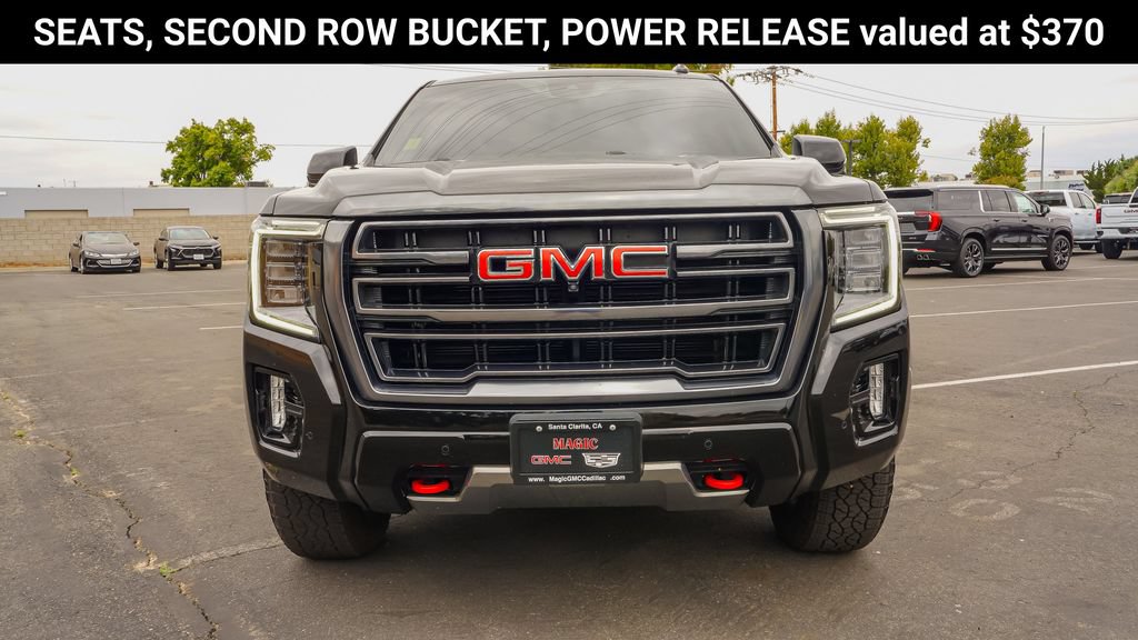 Used 2023 GMC Yukon AT4 w/ AT4 Premium Package AWD/4WD image 5