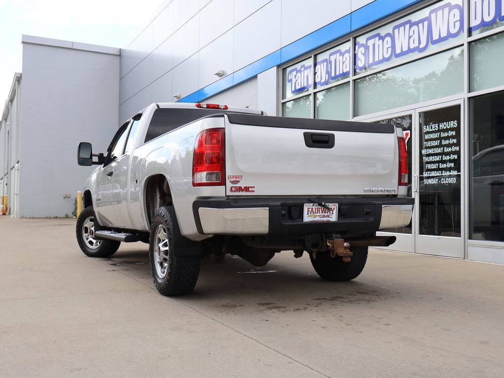 Used 2011 GMC Sierra 2500 W/T w/ Work Truck Preferred Package AWD/4WD image 30