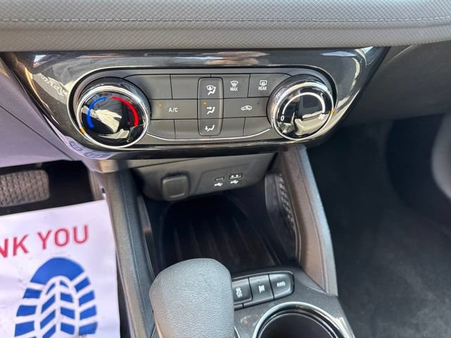 Used 2025 Chevrolet TrailBlazer LT AWD/4WD image 22