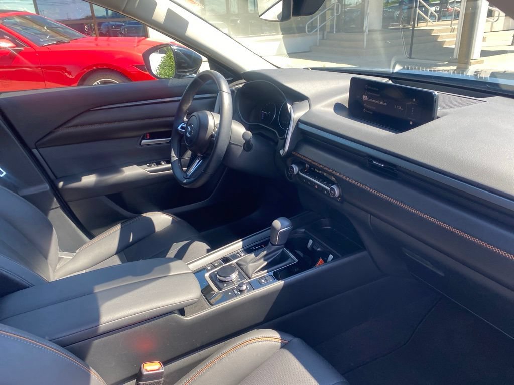 Certified 2026 MAZDA CX-50 AWD 2.5 Hybrid w/ Premium Pkg image 24