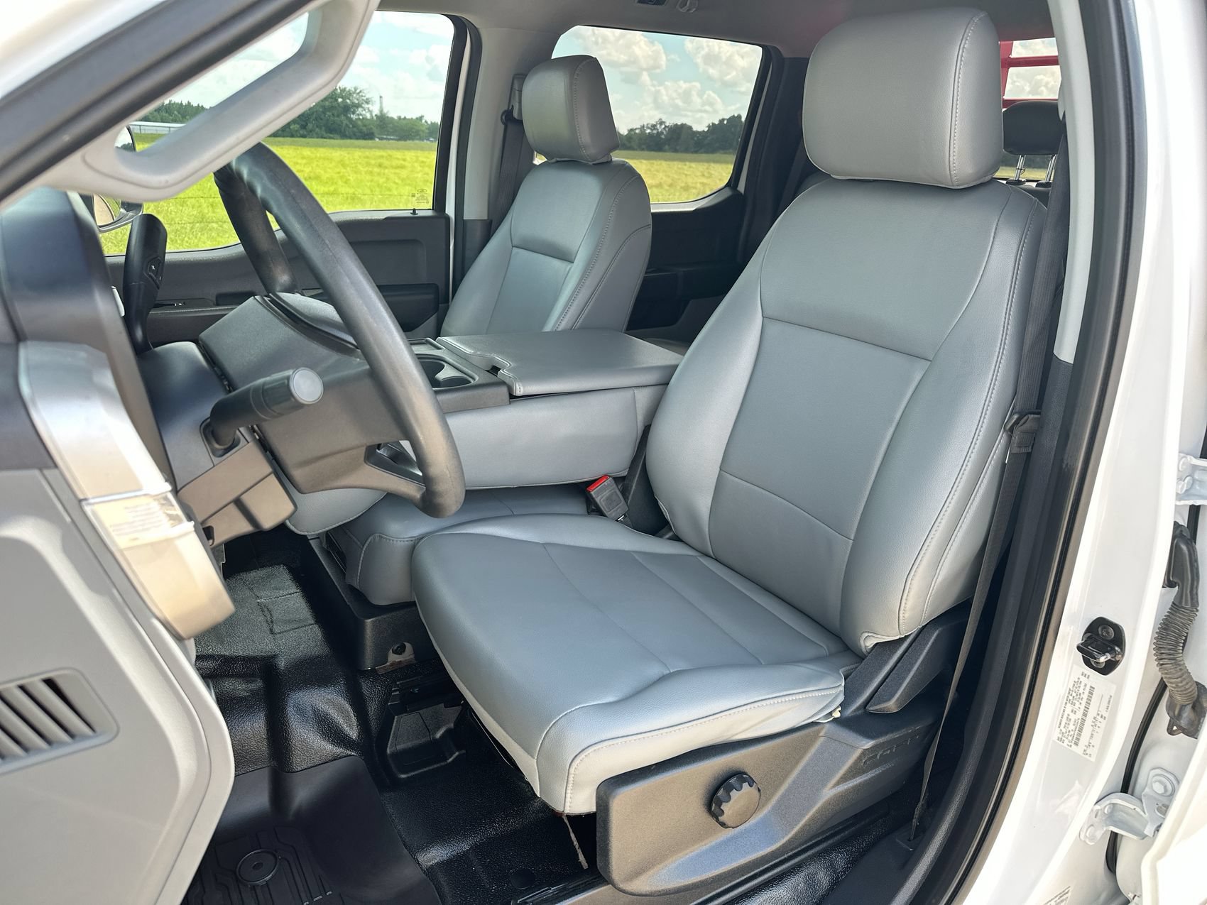 Used 2024 Ford F550 4x4 Crew Cab Super Duty image 11