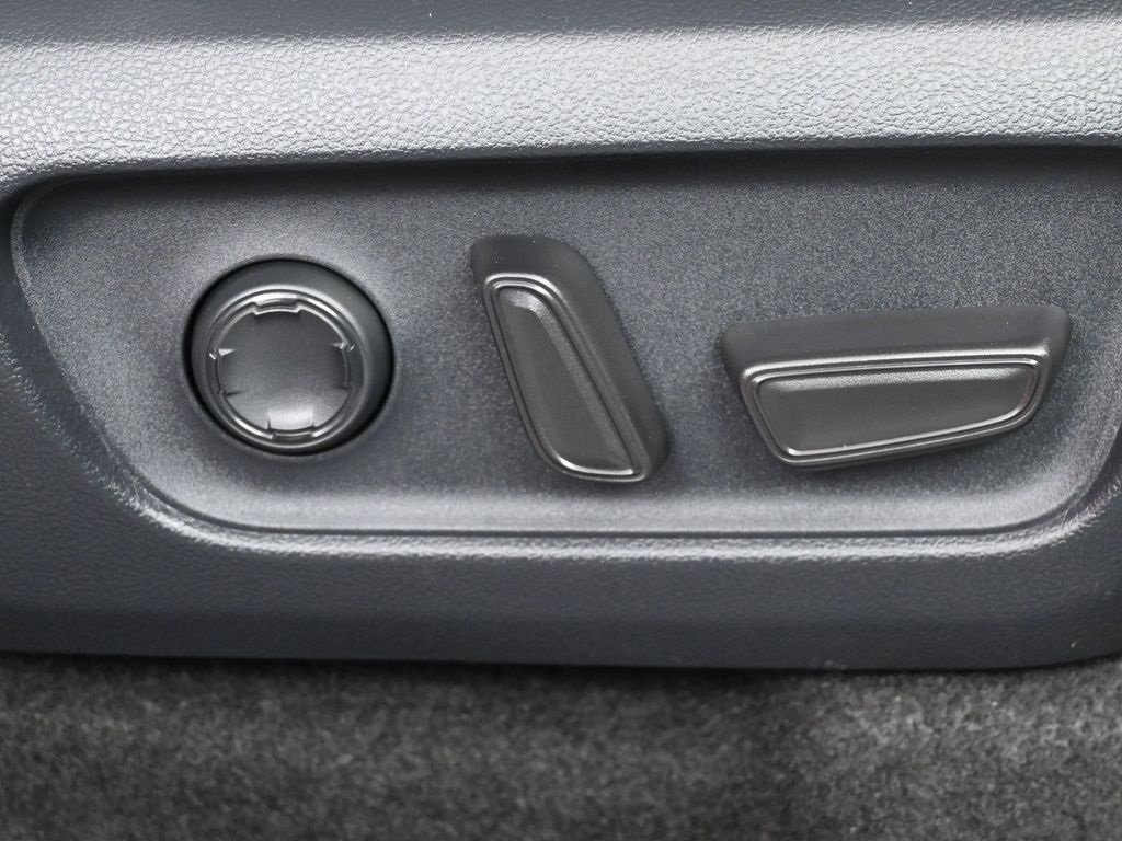 Certified 2025 Toyota 4Runner TRD Sport Premium image 37